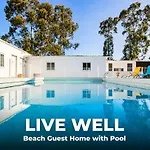 Live, Laugh, Guest With Ac Madalena (Vila Nova de Gaia)
