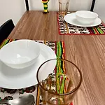 Live, Laugh, Guest With Ac Apartman *