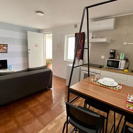 Live, Laugh, Guest With Ac Apartment