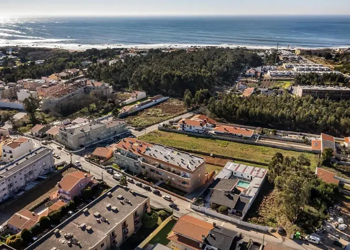 Live, Laugh, Guest With Ac Apartament *