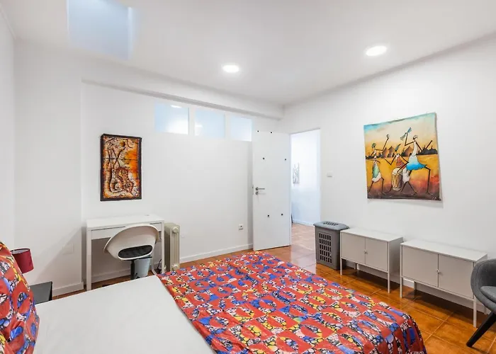 Live, Laugh, Guest With Ac *