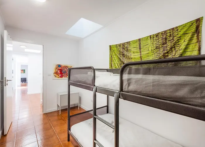 Apartament Live, Laugh, Guest With Ac