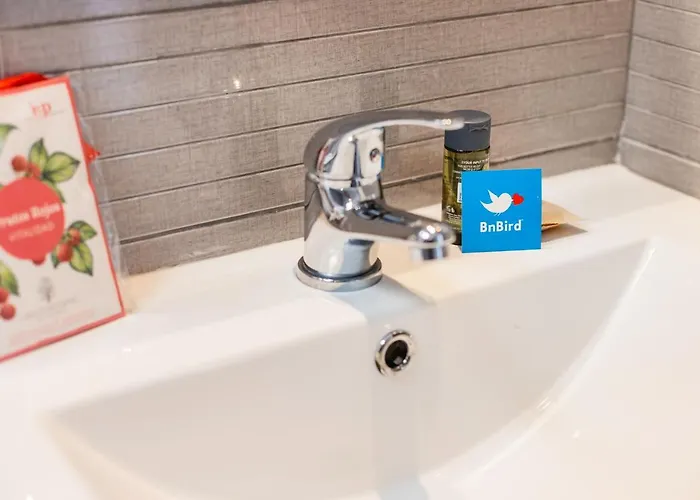 Live, Laugh, Guest With Ac Apartament